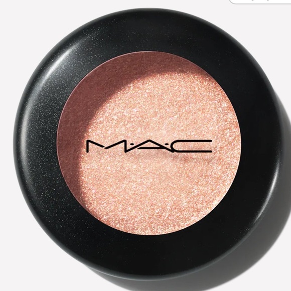 MAC Dazzleshadow Eyeshadow Oh So Gilty - Picture 12 of 17